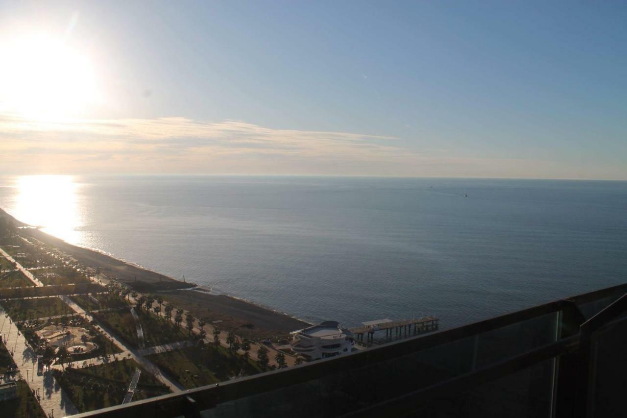 Coast Batumi Apart Hotel المظهر الخارجي الصورة
